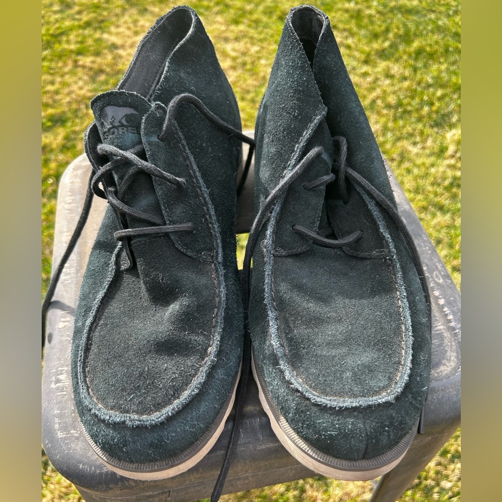 Men’s Sorel suede chukka boots - size - 9.5